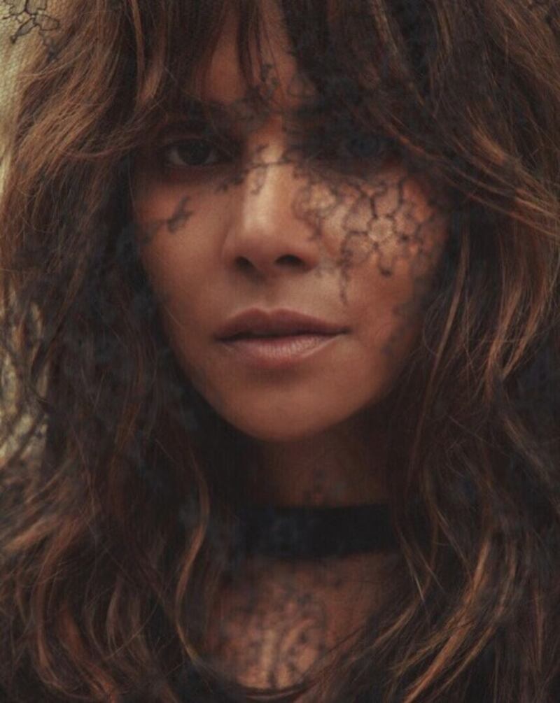 Halle Berry, 50 anni hot: le foto 6
