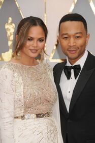 Chrissy Teigen, le foto 19