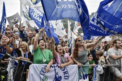 Il popolo leghista al raduno di Pontida 9