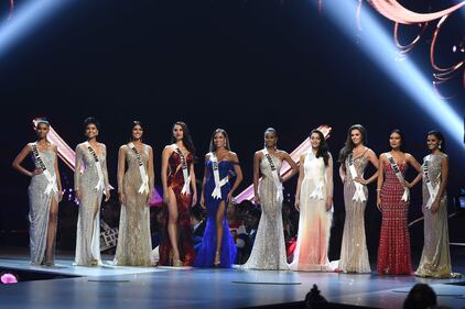 Miss Universo 2018, gli abiti più sensuali 13