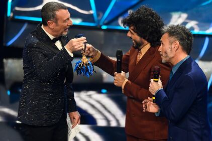  Sanremo 2024: ecco il look della prima serata del Festival da Renga e Nek 3