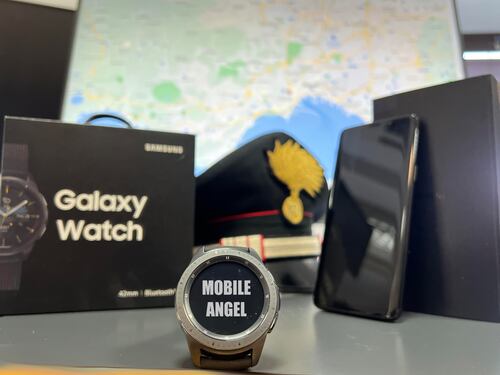 Lui voleva sfregiarla con l'acido. C'è lo smartwatch salva-donne